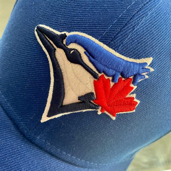 NEW Toronto Blue Jays Hat Adjustable Baseball Hat Authentic Blue Jays Unisex Hat - Picture 2 of 5
